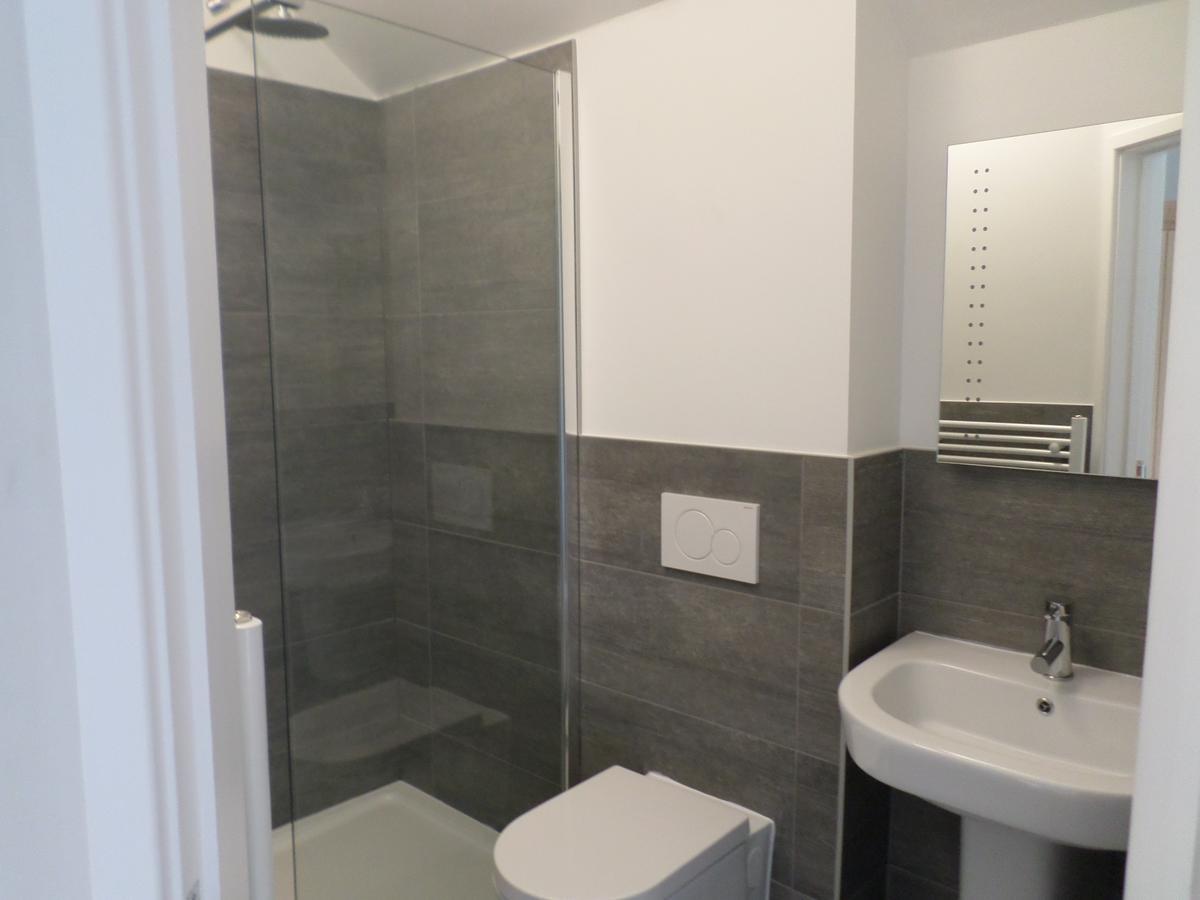 The Queen Matilda Country Rooms Avening Екстер'єр фото
